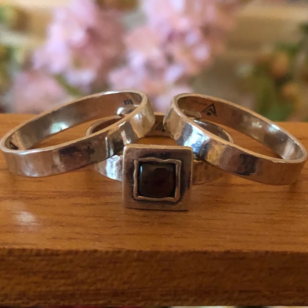 Vintage Silpada Sterling Silver Garnet Three Ring Set Size 8 - Picture 1 of 16